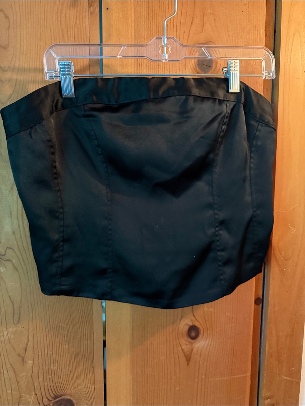 Classic black satin strapless crop top!